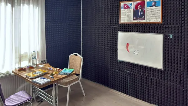 Selvi Özel Eğitim Keçiören-Yeşiltepe şubesinde dil ve konuşma terapisi odası